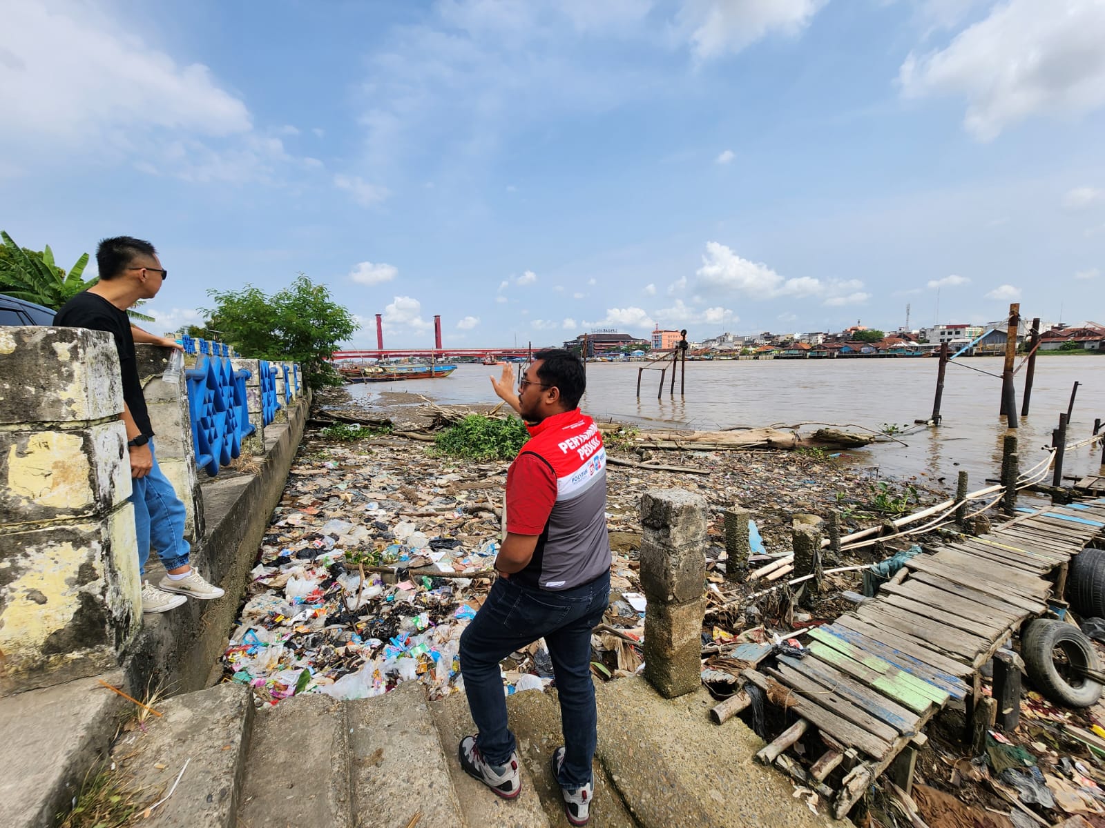 Comdev untuk mengatasi Risiko Masalah Lingkungan dan Sosial